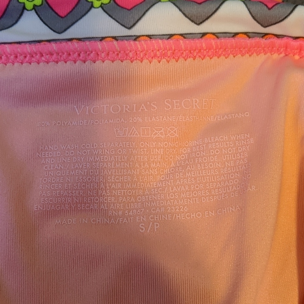 Size small Victoria e - Picture 3 of 4